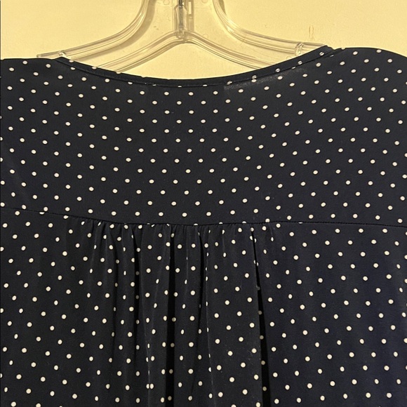 Michael Kors blue with white polka dot v-neck Tuni length top with zip detail - Picture 5 of 7